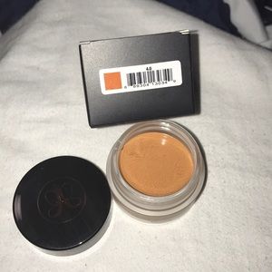 Anastasia Beverly hills concealer